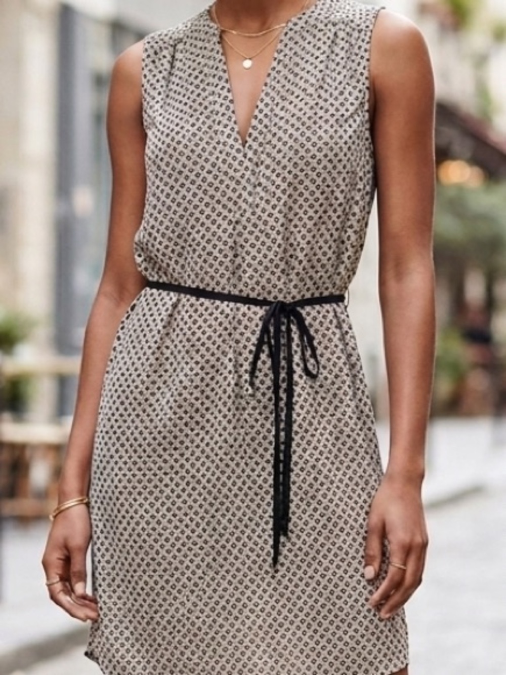 H&M Printed Tie-Waist Dress